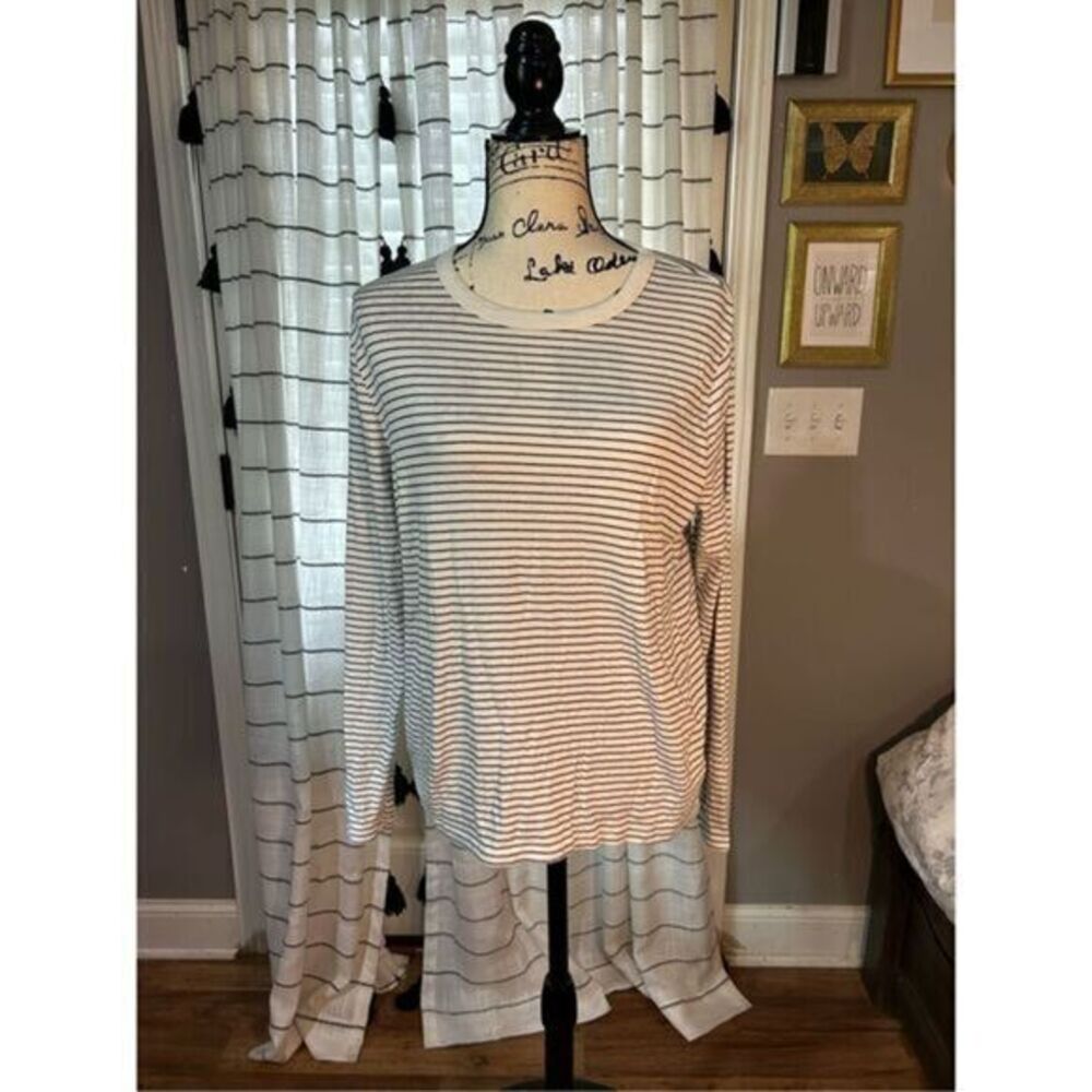 Striped Long Sleeve Crew Neck Size XL